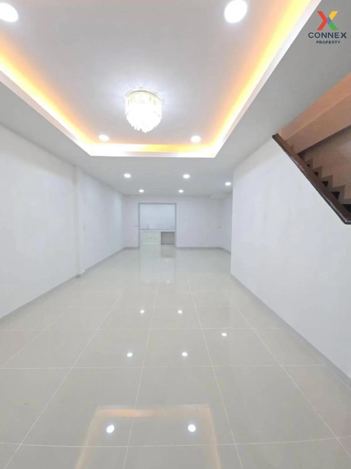 ขายทาวน์เฮ้าส์/ทาวน์โฮม  บ้านบัวทอง 4 บ้านกล้วย-ไทรน้อย รีโนเวทให