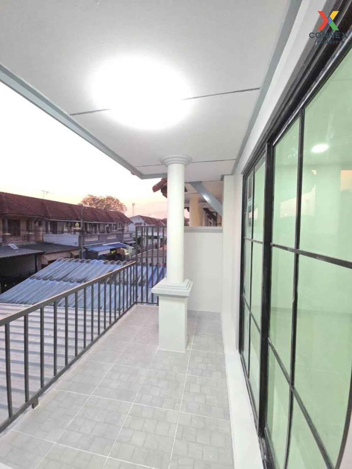 ขายทาวน์เฮ้าส์/ทาวน์โฮม  บ้านบัวทอง 4 บ้านกล้วย-ไทรน้อย รีโนเวทให