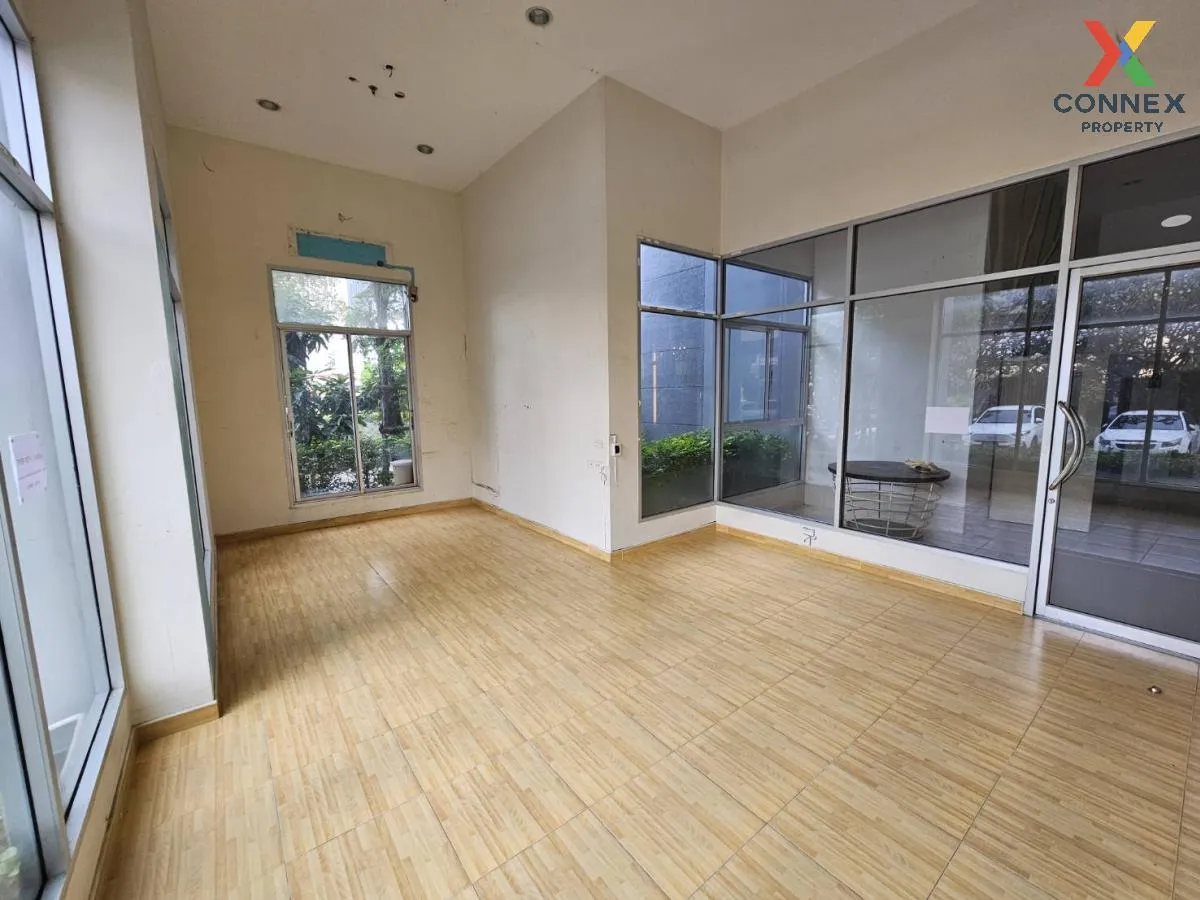 For Sale Commercial space , Supalai Park Asoke - Ratchada , MRT-P 3