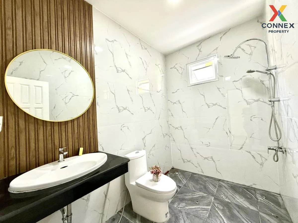 For Sale House , Ponthep Garden Ville 2 , Nong Prue , Bang Lamung