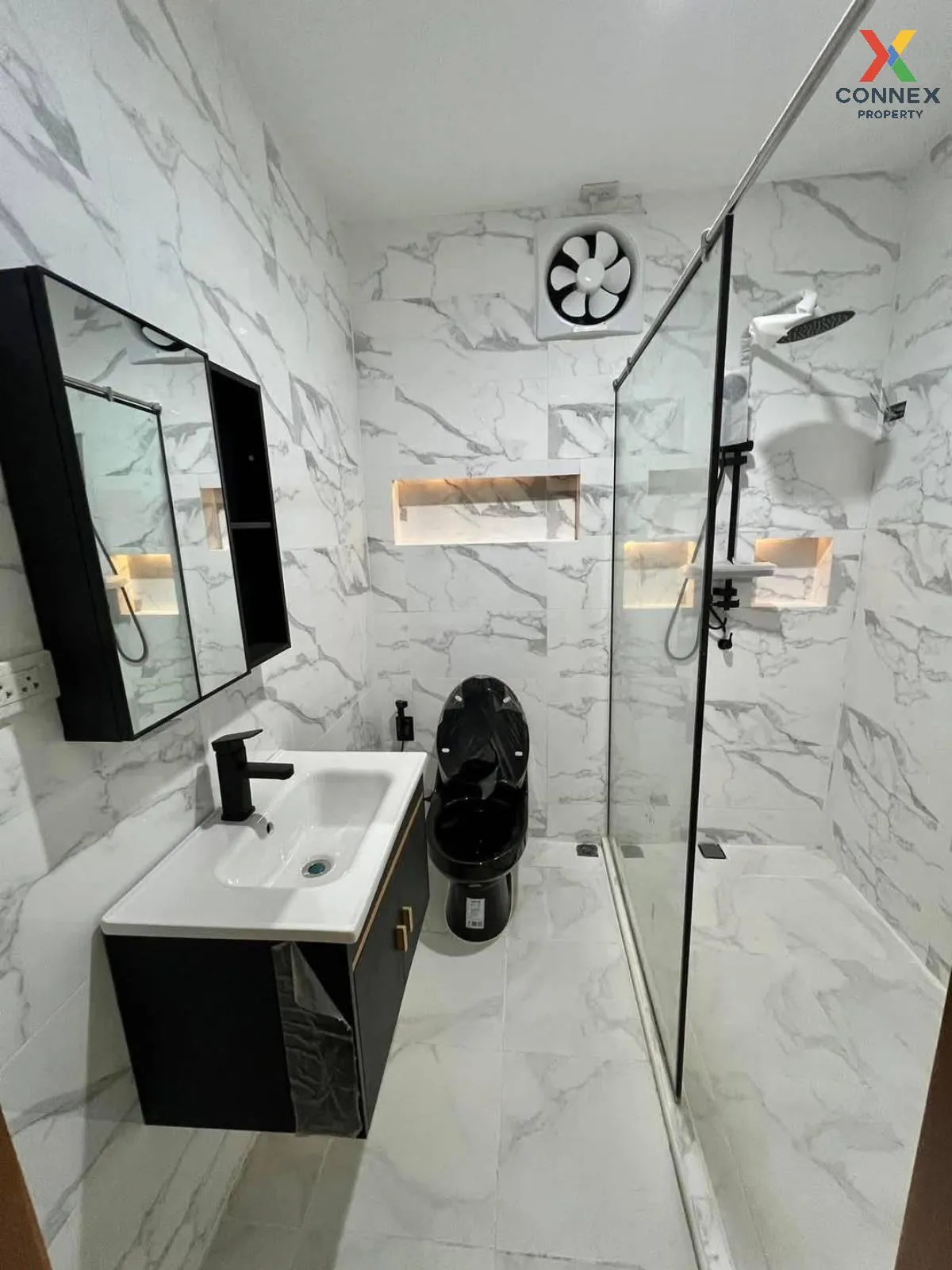 For Sale House , Housing Community Watcharapol 3 , newly renovate