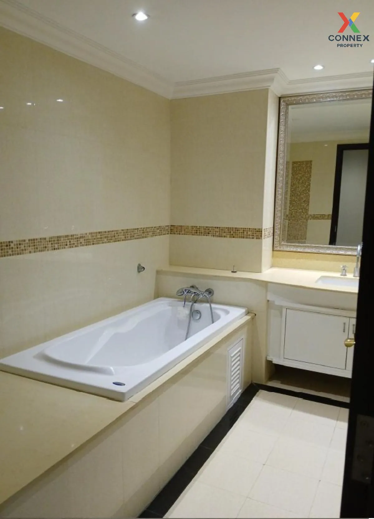 For Sale Condo , Aurora Condominium Bang Lamung , Nong Prue , Ban 4