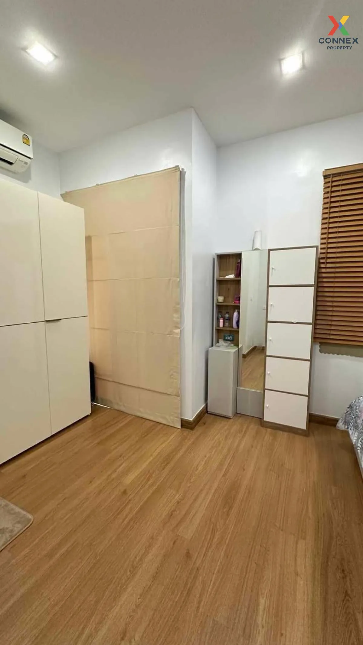 For Sale Townhouse/Townhome  , Golden Town Phaholyothin-Lumlukka 