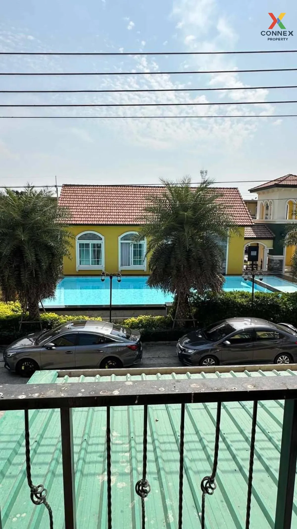 For Sale Townhouse/Townhome  , Golden Town Phaholyothin-Lumlukka 