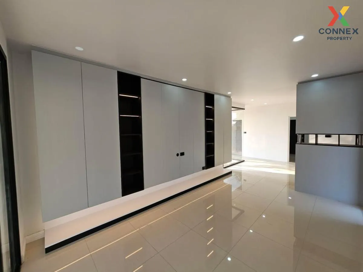 For Sale House , Forest Home , Lam Phak Kut , Thanyaburi , Pathum 4