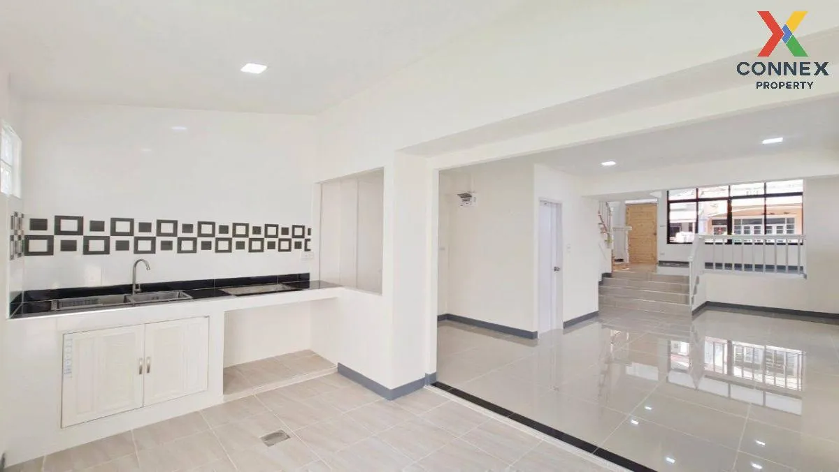 ขายทาวน์เฮ้าส์/ทาวน์โฮม  นันทนาการ์เด้น รังสิต รีโนเวทใหม่ บ้านกล