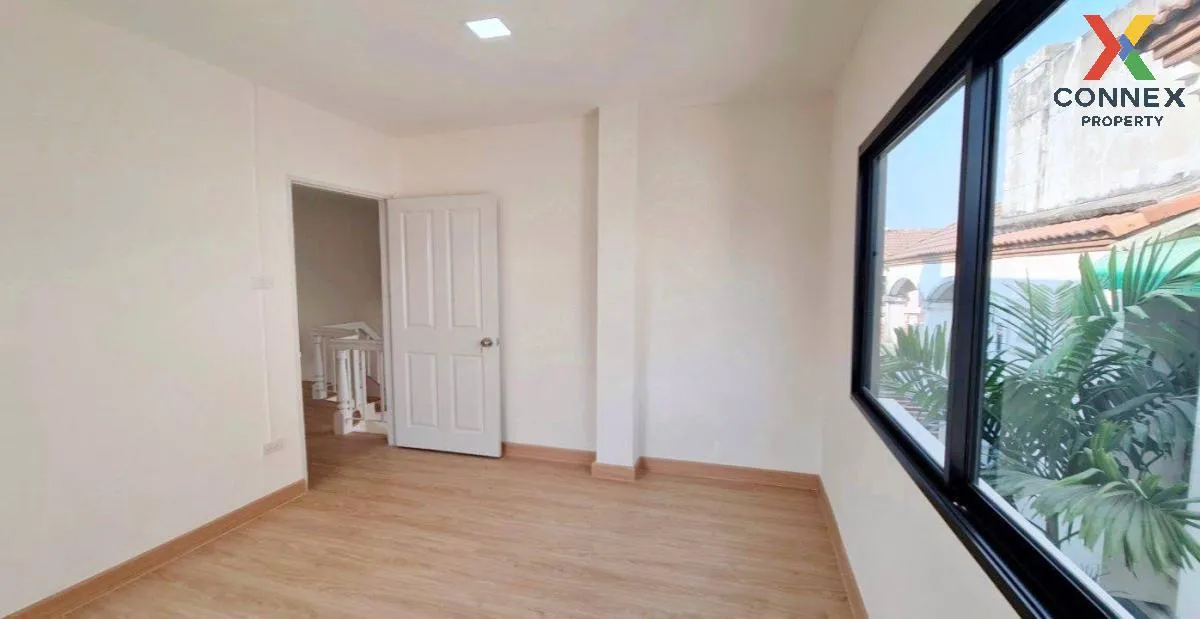 ขายทาวน์เฮ้าส์/ทาวน์โฮม  นันทนาการ์เด้น รังสิต รีโนเวทใหม่ บ้านกล