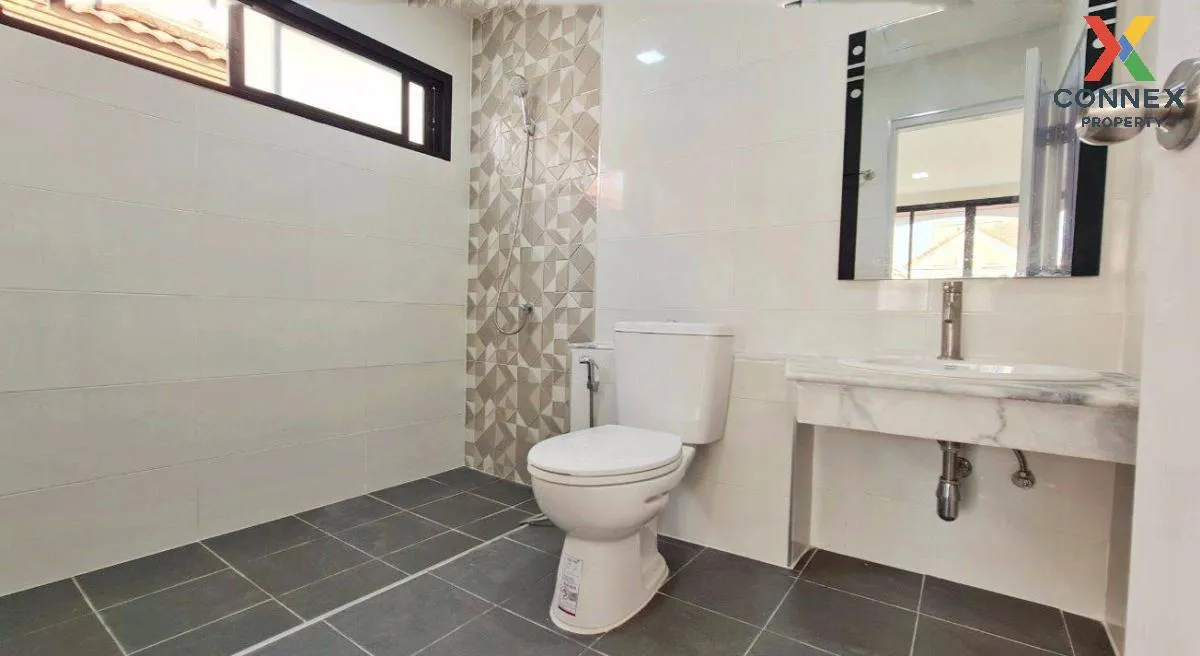 ขายทาวน์เฮ้าส์/ทาวน์โฮม  นันทนาการ์เด้น รังสิต รีโนเวทใหม่ บ้านกล