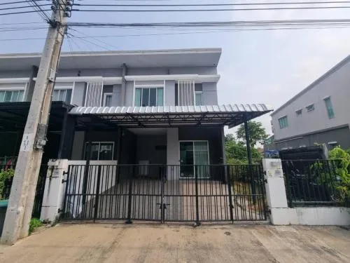 For Sale Townhouse/Townhome  , Pruksa Ville 114 Ramkhamhaeng - Romklao , corner unit , Khlong Song Ton Noon , Lat Krabang , Bangkok , CX-117126