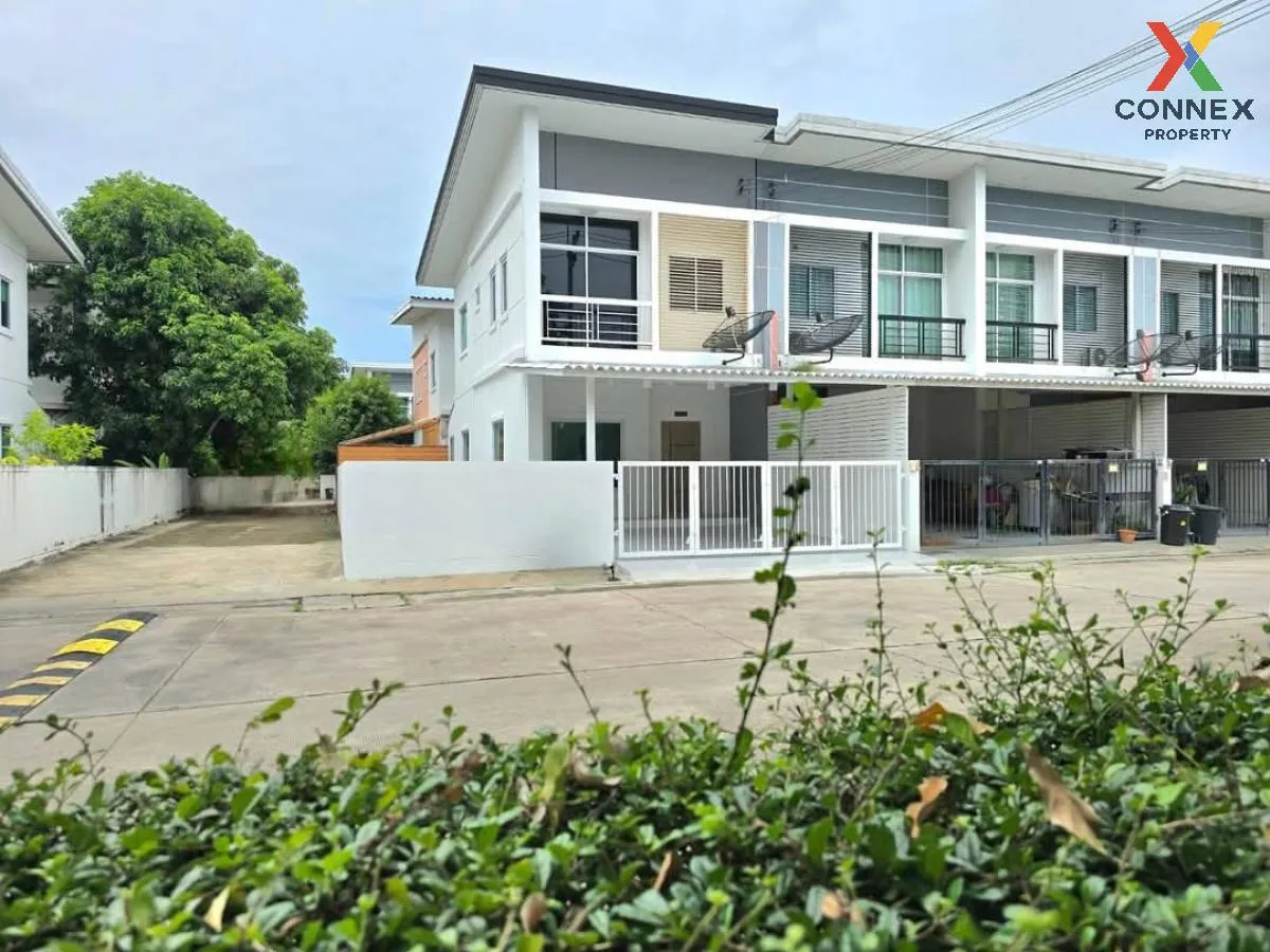For Sale Townhouse/Townhome  , Preseo 4 , Na Pa , Mueang Chon Bur 1