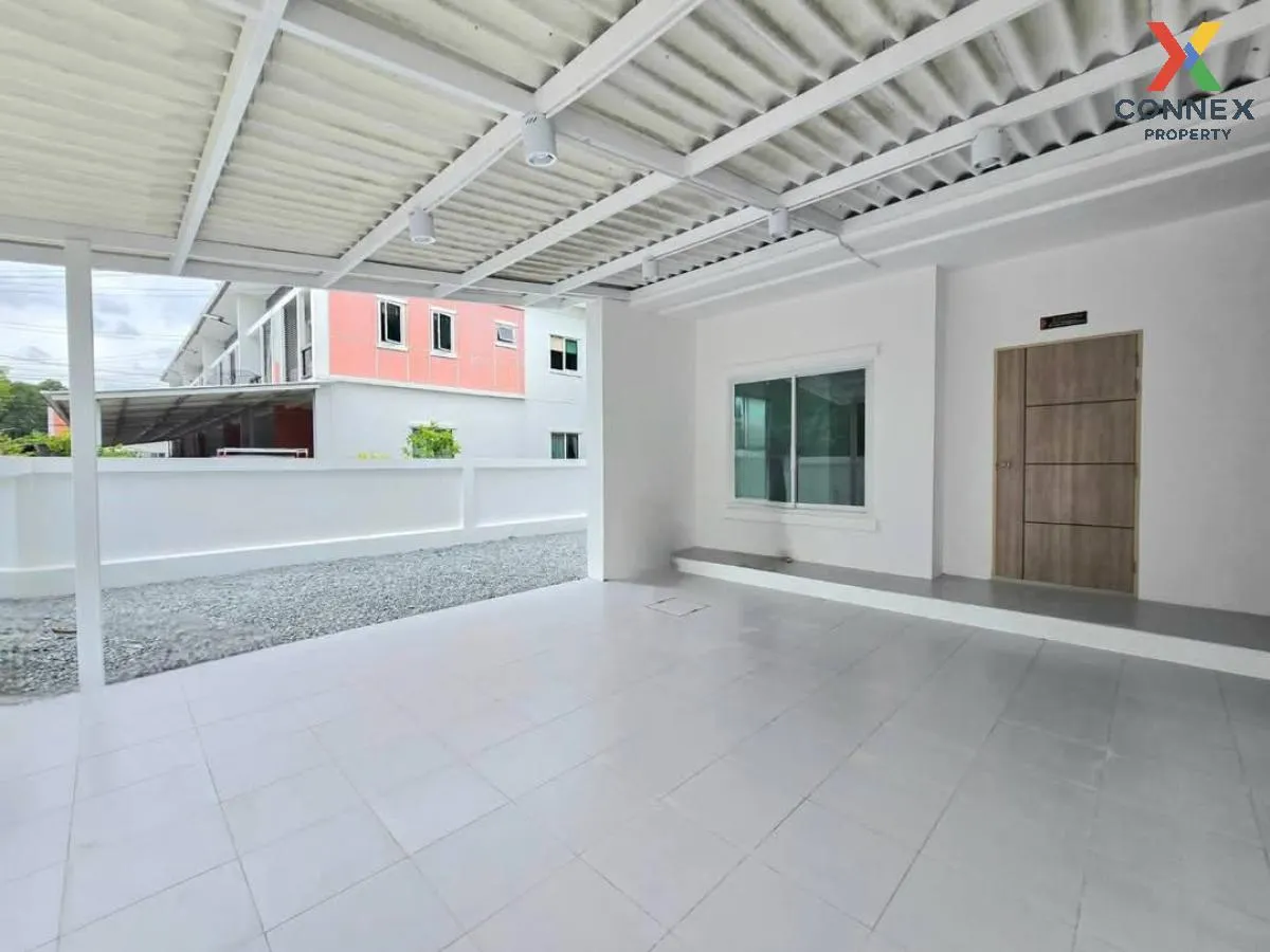 For Sale Townhouse/Townhome  , Preseo 4 , Na Pa , Mueang Chon Bur