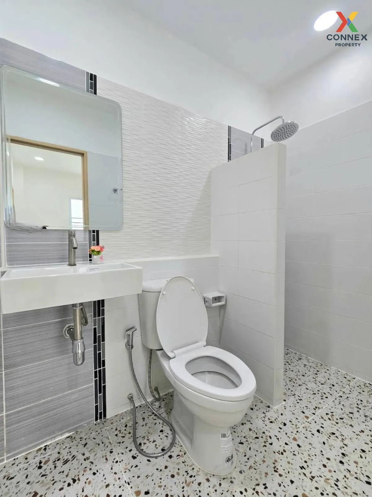 For Sale Townhouse/Townhome  , Preseo 4 , Na Pa , Mueang Chon Bur