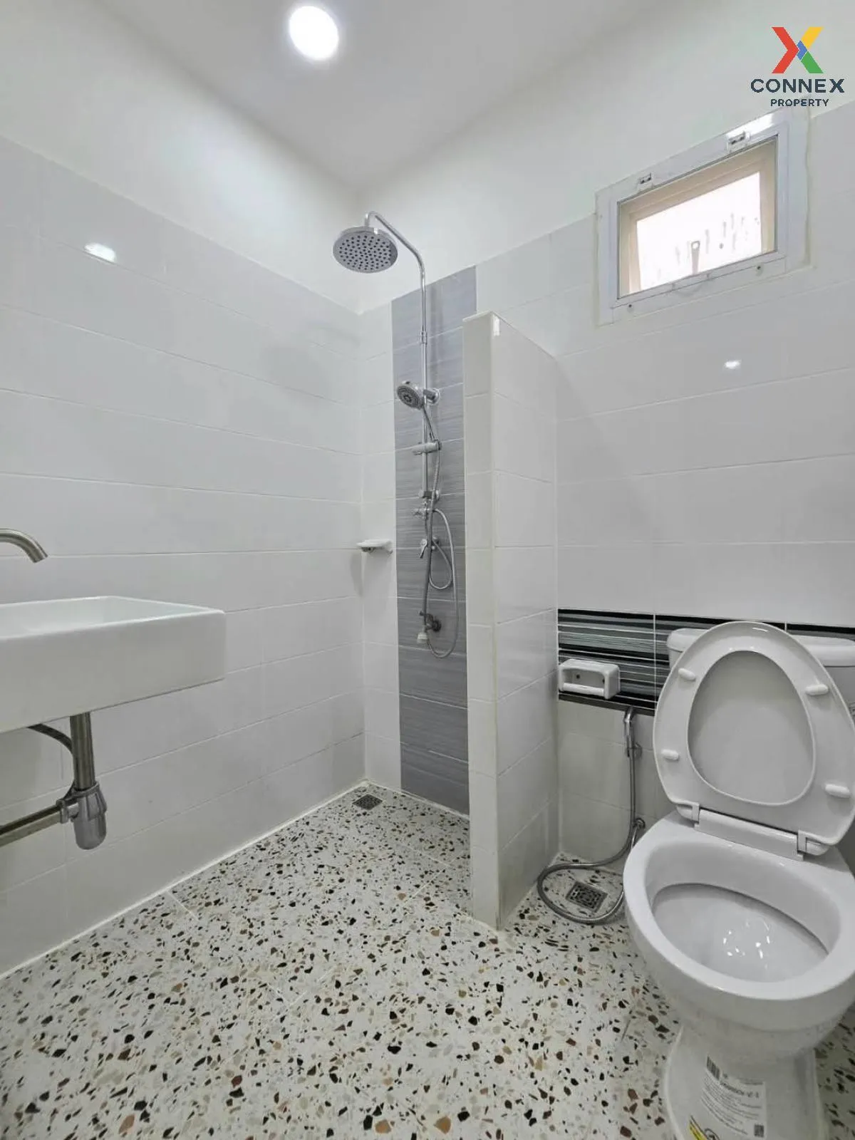 For Sale Townhouse/Townhome  , Preseo 4 , Na Pa , Mueang Chon Bur