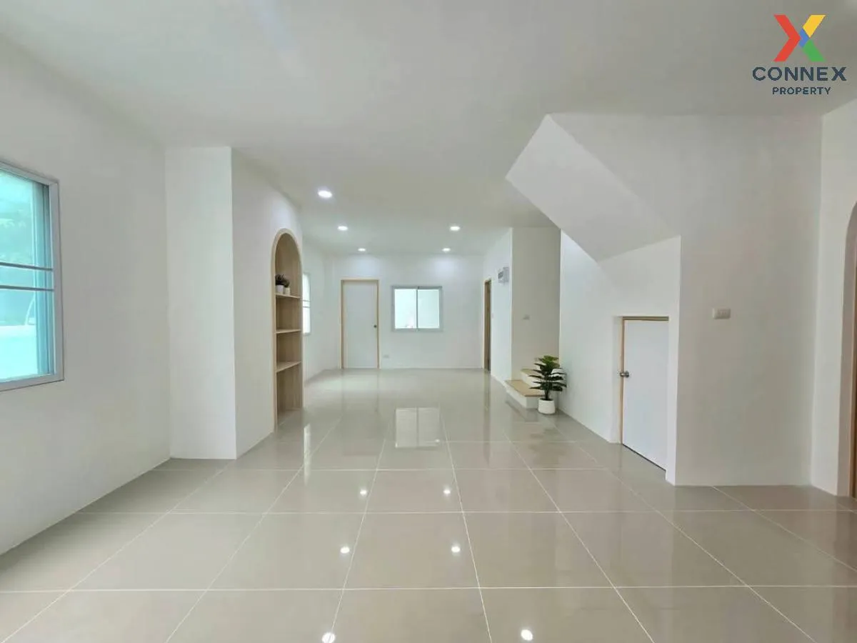 For Sale Townhouse/Townhome  , Preseo 4 , Na Pa , Mueang Chon Bur