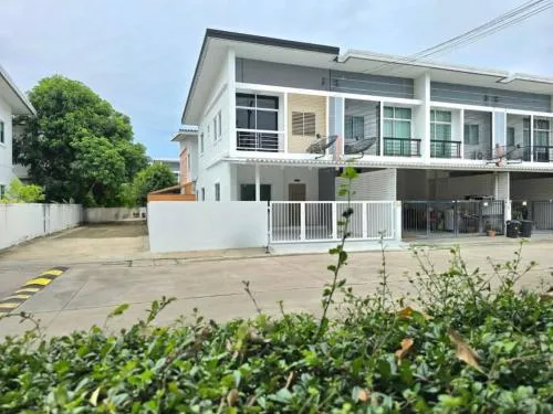 For Sale Townhouse/Townhome  , Preseo 4 , Na Pa , Mueang Chon Buri , Chon Buri , CX-117132 For Sale Townhouse/Townhome  , Preseo 4 , Na Pa , Mueang Chon Buri , Chon Buri , CX-117132