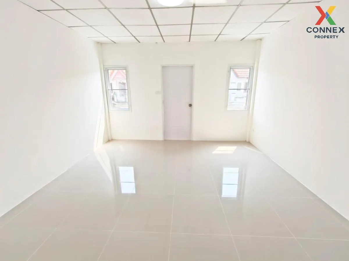 For Sale Townhouse/Townhome  , Phong Sirichai 1 , newly renovated For Sale Townhouse/Townhome  , Phong Sirichai 1 , newly renovated