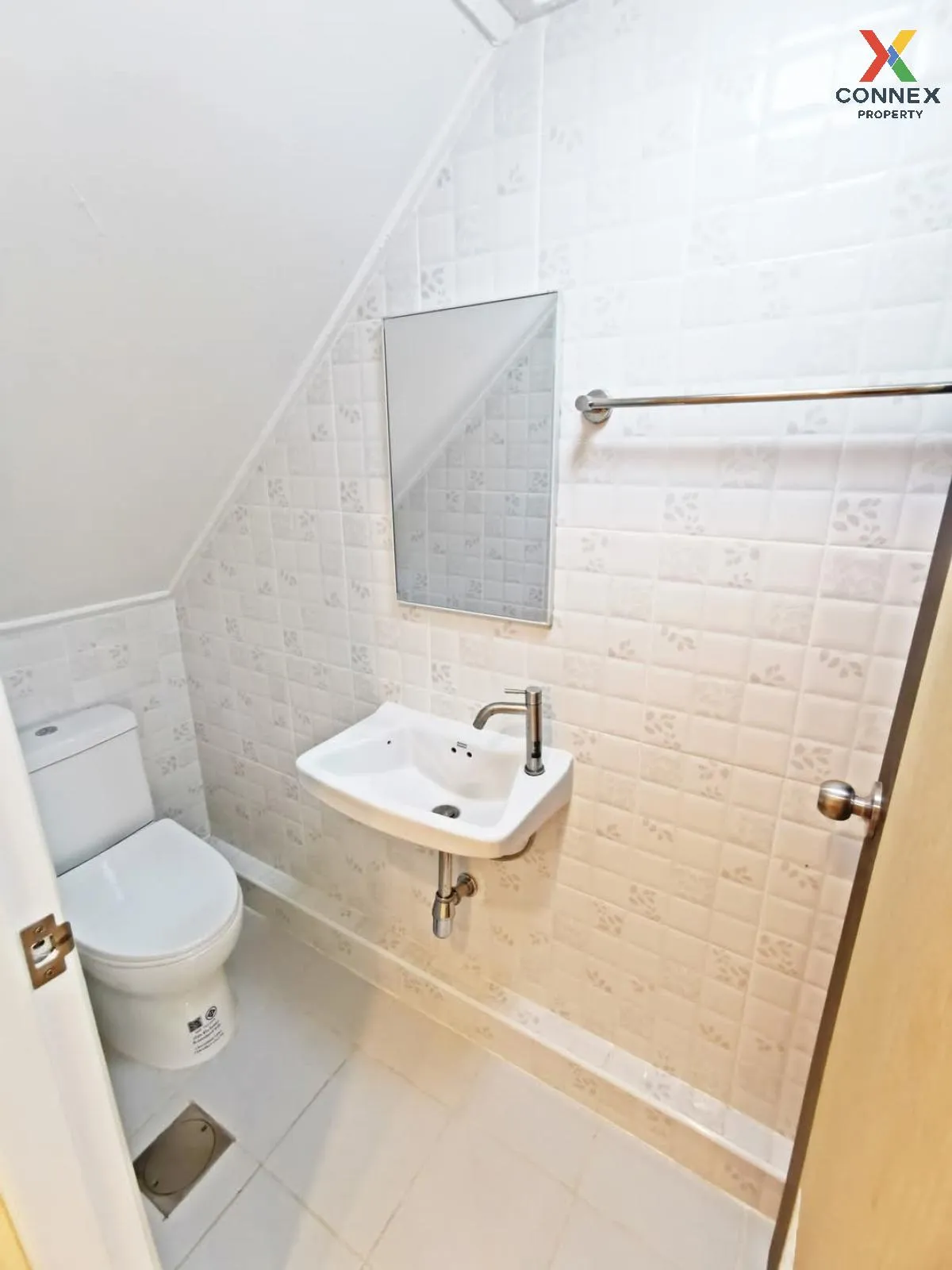 ขายทาวน์เฮ้าส์/ทาวน์โฮม  พงษ์ศิริชัย 1 รีโนเวทใหม่ อ้อมน้อย กระทุ ขายทาวน์เฮ้าส์/ทาวน์โฮม  พงษ์ศิริชัย 1 รีโนเวทใหม่ อ้อมน้อย กระทุ