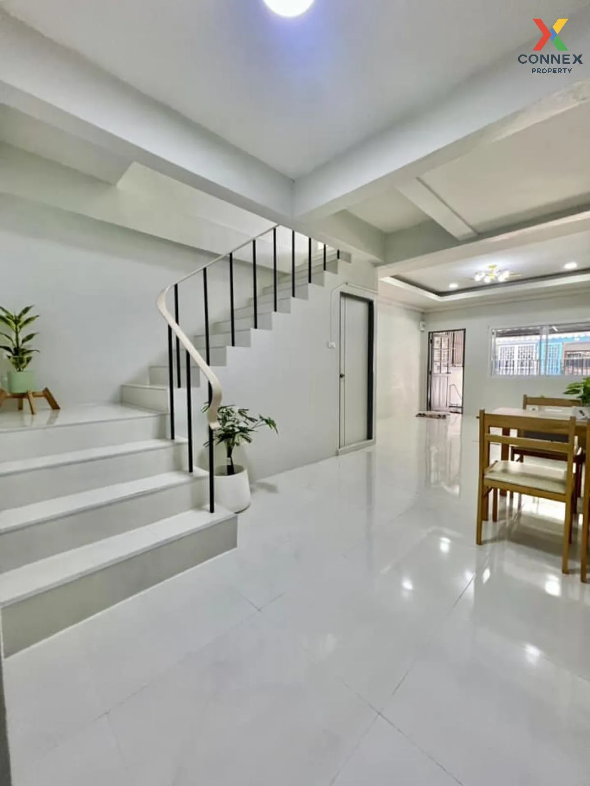 ขายทาวน์เฮ้าส์/ทาวน์โฮม  บ้านสวน 9 ชลบุรี บ้านสวน เมืองชลบุรี ชลบ