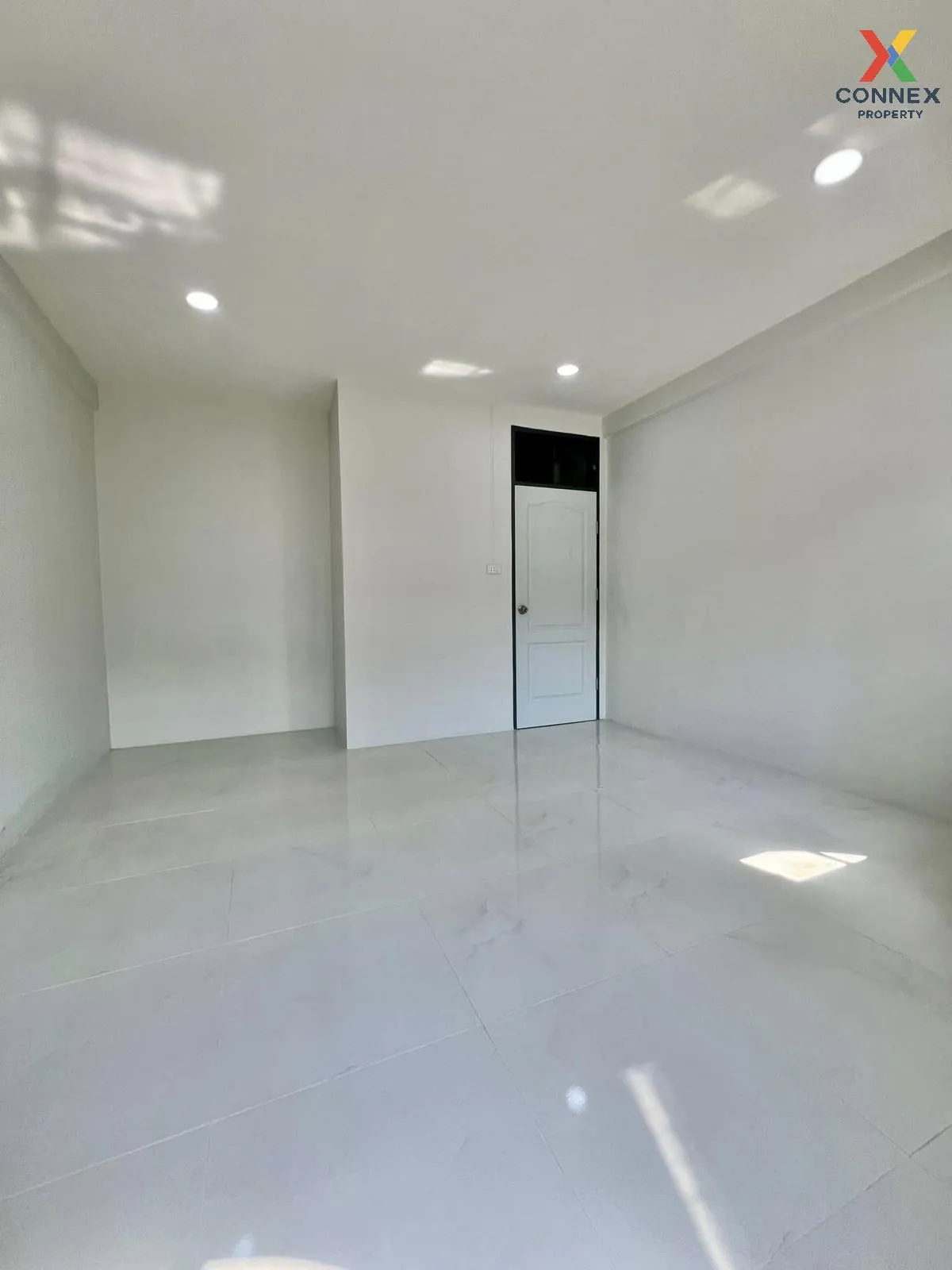 ขายทาวน์เฮ้าส์/ทาวน์โฮม  บ้านสวน 9 ชลบุรี บ้านสวน เมืองชลบุรี ชลบ