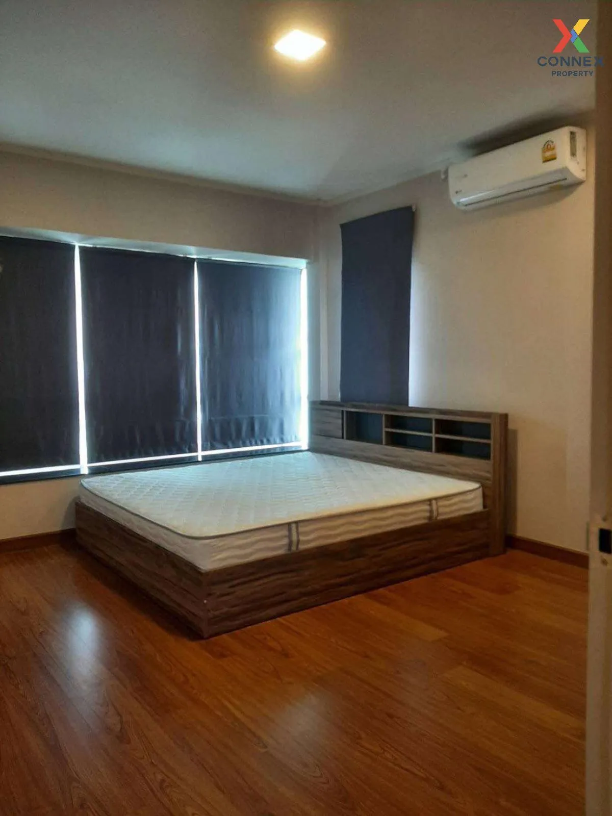For Sale House , Supalai Park ville Wongwaen-Ratchapruek , Lam Ph