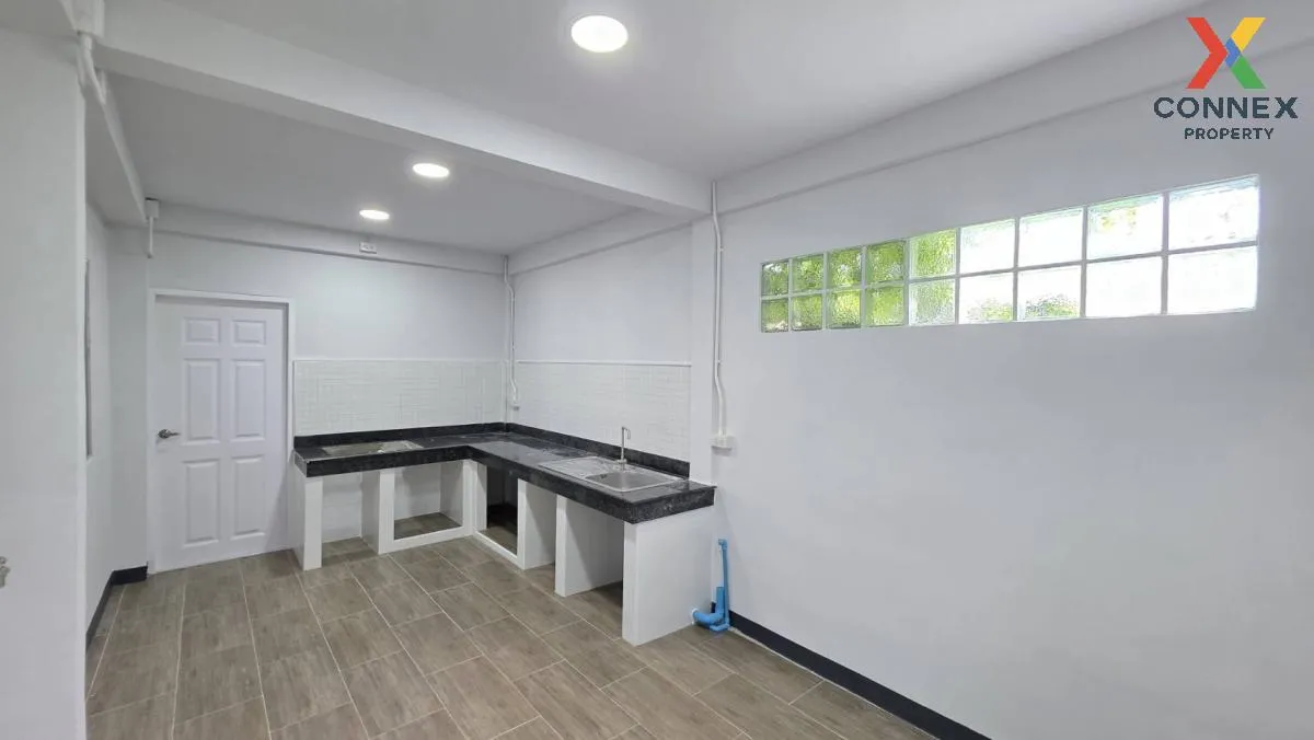 For Sale Townhouse/Townhome  , Baan Pruksa 39 Kaeo In - Bang Yai 