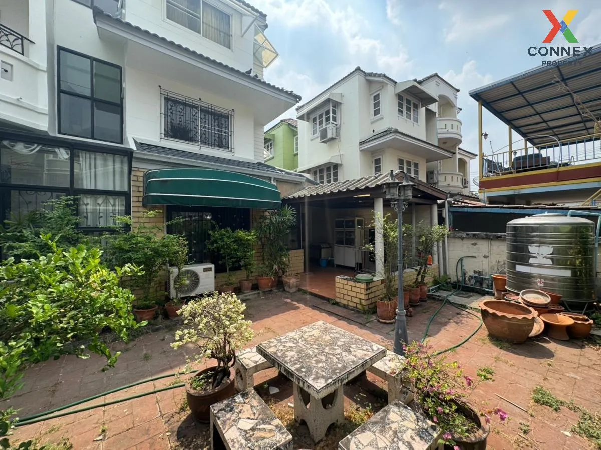 For Sale Townhouse/Townhome  ,  Baan Seranee Don Mueang-Songpraph 4