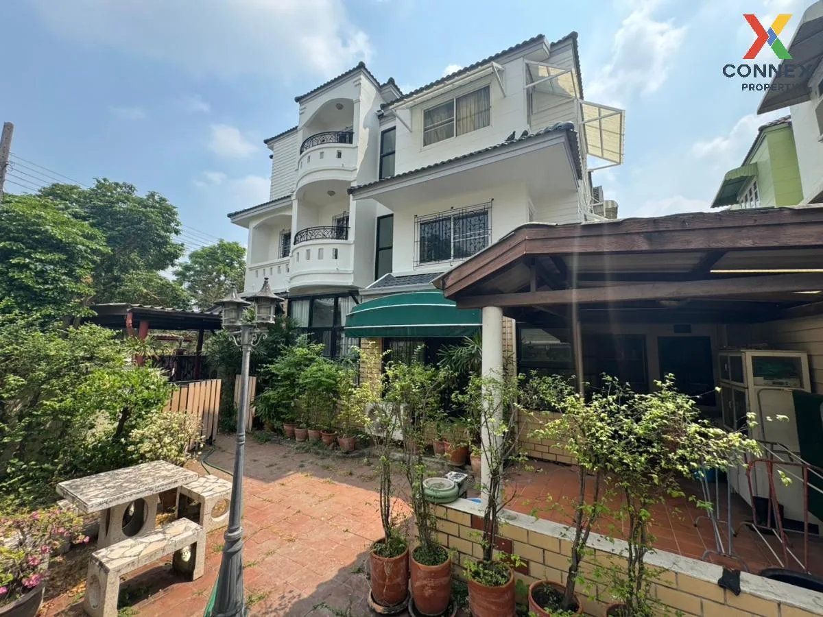 For Sale Townhouse/Townhome  ,  Baan Seranee Don Mueang-Songpraph 3