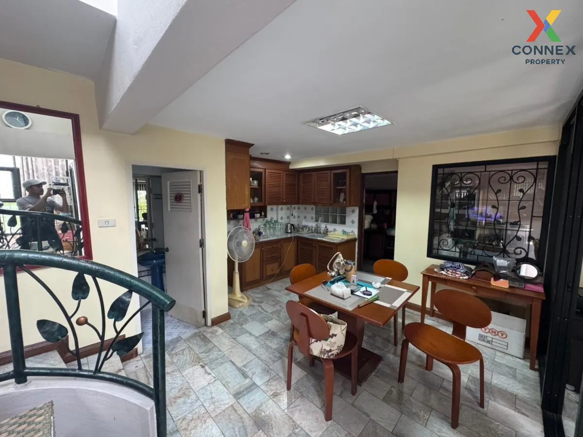 For Sale Townhouse/Townhome  ,  Baan Seranee Don Mueang-Songpraph