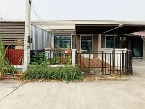 ขายทาวน์เฮ้าส์/ทาวน์โฮม  เดอะ เซ็นทรัล ทาวน์ 2 หน้ากว้าง บึง ศรีราชา ชลบุรี CX-117173 ขายทาวน์เฮ้าส์/ทาวน์โฮม  เดอะ เซ็นทรัล ทาวน์ 2 หน้ากว้าง บึง ศรีราชา ชลบุรี CX-117173