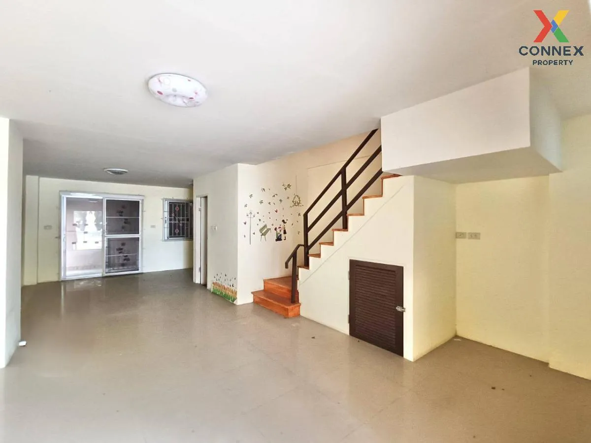 For Sale Townhouse/Townhome  , Baan Thai Villa , corner unit , Bu For Sale Townhouse/Townhome  , Baan Thai Villa , corner unit , Bu 3