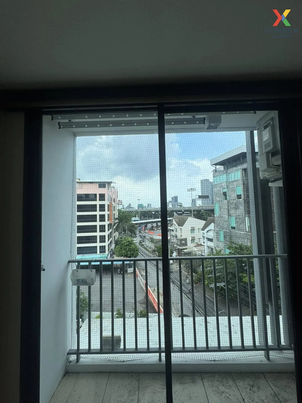 เช่าคอนโด  บียอนด์ สุขุมวิท BTS-บางนา บางนา เขต บางนา กรุงเทพ CX-