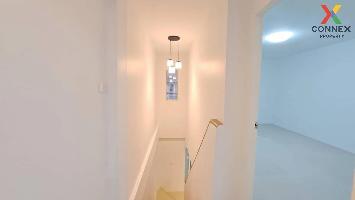 ขายทาวน์เฮ้าส์/ทาวน์โฮม  บ้านบัวทอง 4 บ้านกล้วย-ไทรน้อย รีโนเวทให