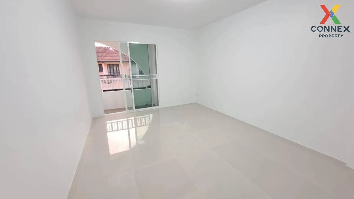 ขายทาวน์เฮ้าส์/ทาวน์โฮม  บ้านบัวทอง 4 บ้านกล้วย-ไทรน้อย รีโนเวทให