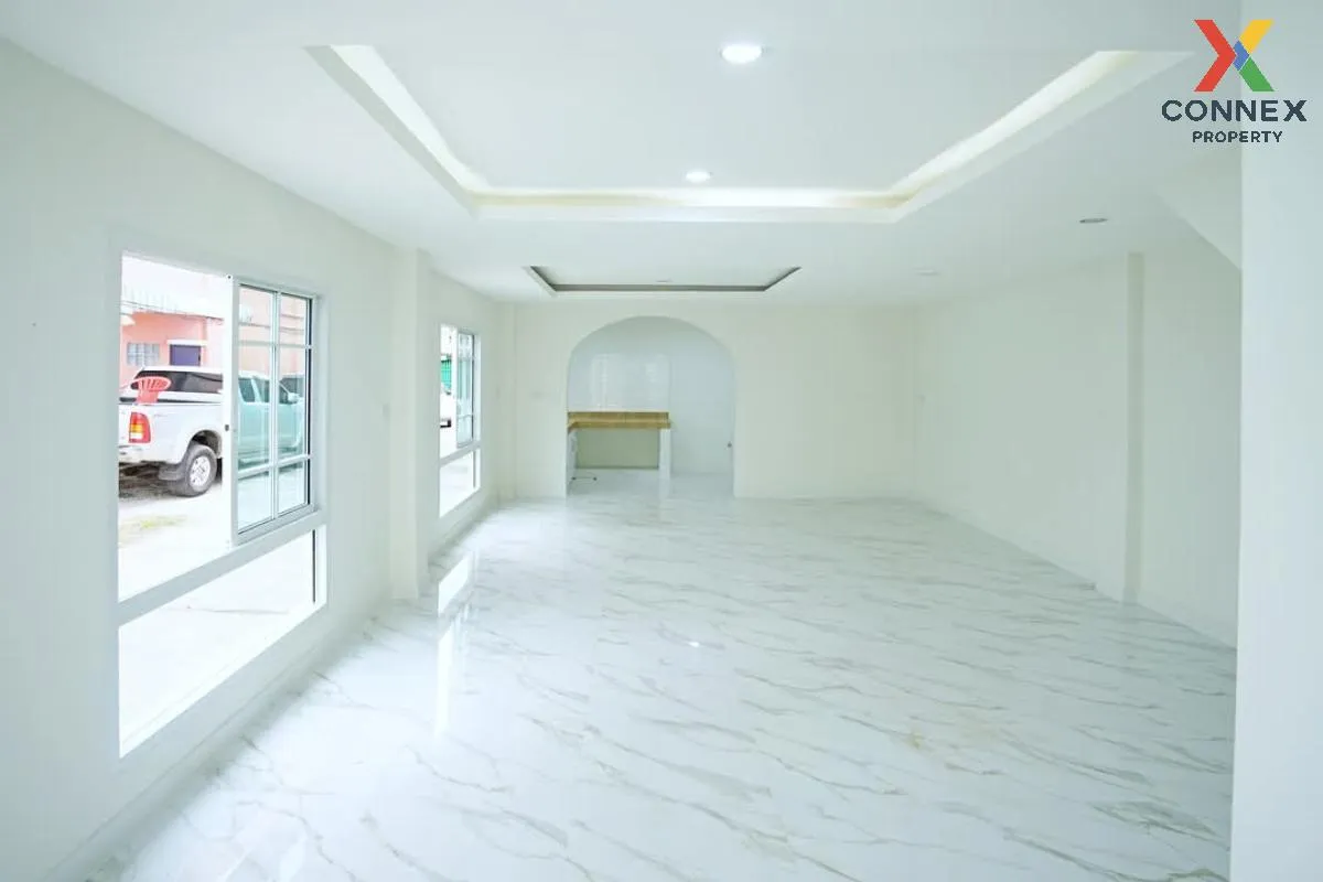 ขายทาวน์เฮ้าส์/ทาวน์โฮม  บ้านเพชรประทาน เพชรเกษม51 ห้องมุม รีโนเว