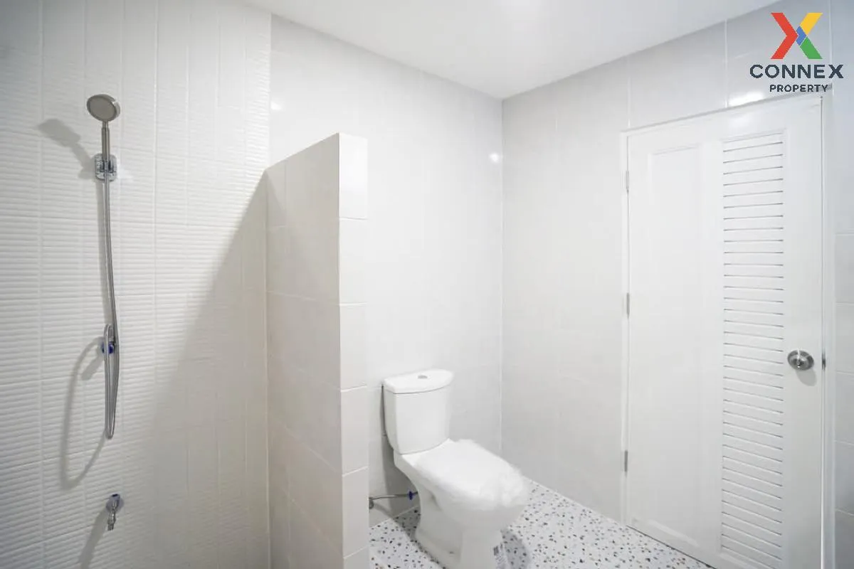 ขายทาวน์เฮ้าส์/ทาวน์โฮม  บ้านเพชรประทาน เพชรเกษม51 ห้องมุม รีโนเว