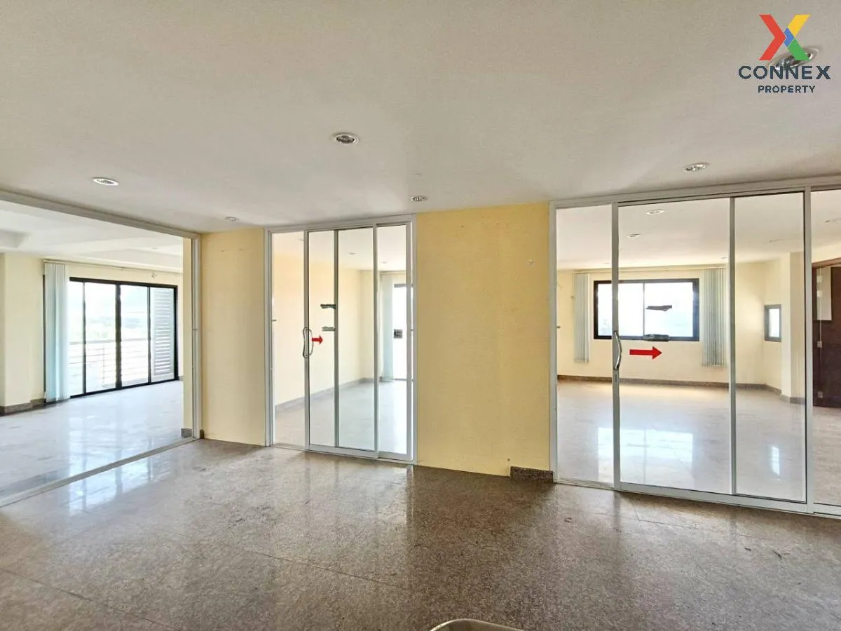 For Sale The Airport Town Krabi , nice view , corner unit , wide 