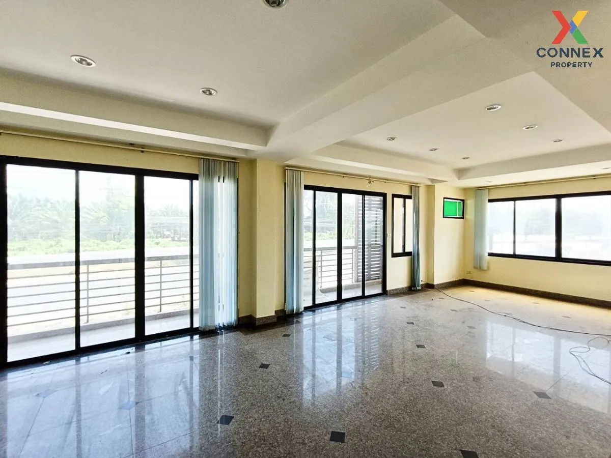 For Sale The Airport Town Krabi , nice view , corner unit , wide 