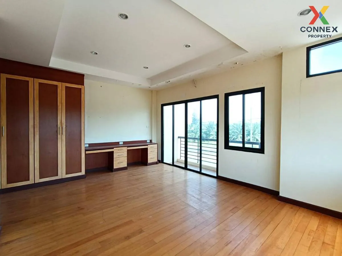 For Sale The Airport Town Krabi , nice view , corner unit , wide 