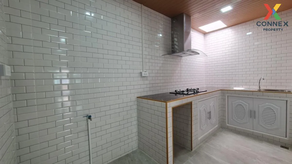 For Sale Townhouse/Townhome  , K.C. Ramindra 1 , Sam Wa Tawan Tok For Sale Townhouse/Townhome  , K.C. Ramindra 1 , Sam Wa Tawan Tok