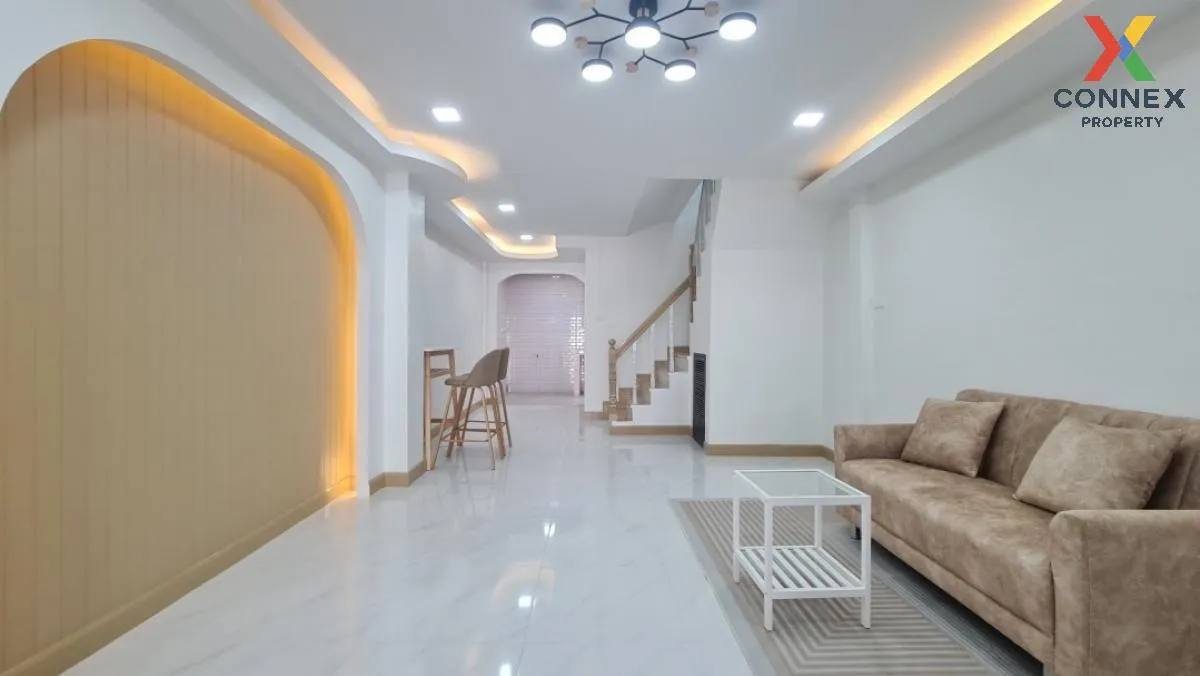 For Sale Townhouse/Townhome  , K.C. Ramindra 1 , Sam Wa Tawan Tok For Sale Townhouse/Townhome  , K.C. Ramindra 1 , Sam Wa Tawan Tok