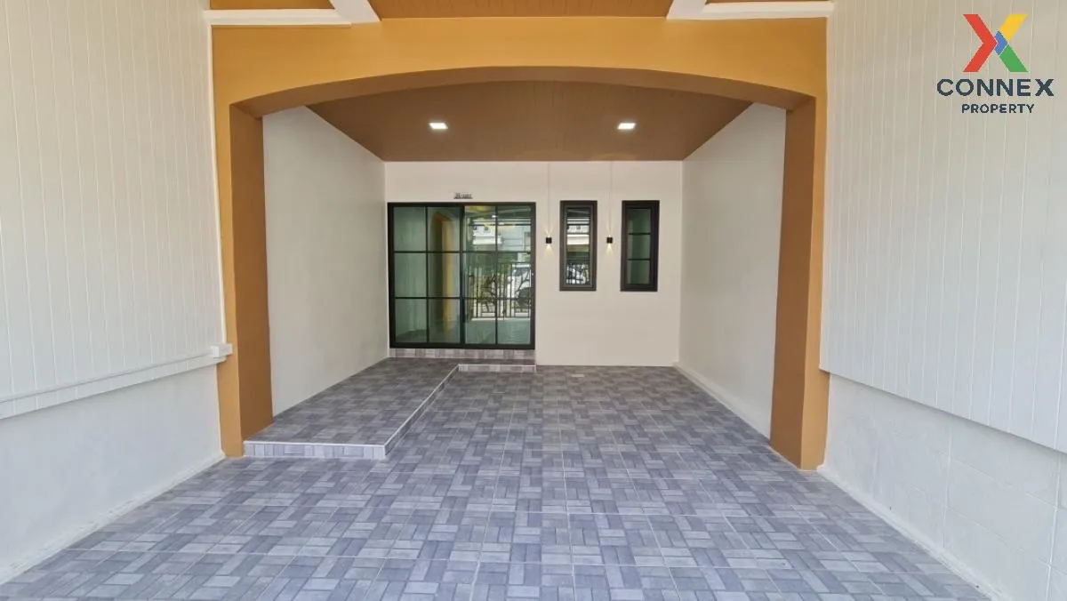 For Sale Townhouse/Townhome  , K.C. Ramindra 1 , Sam Wa Tawan Tok For Sale Townhouse/Townhome  , K.C. Ramindra 1 , Sam Wa Tawan Tok 2