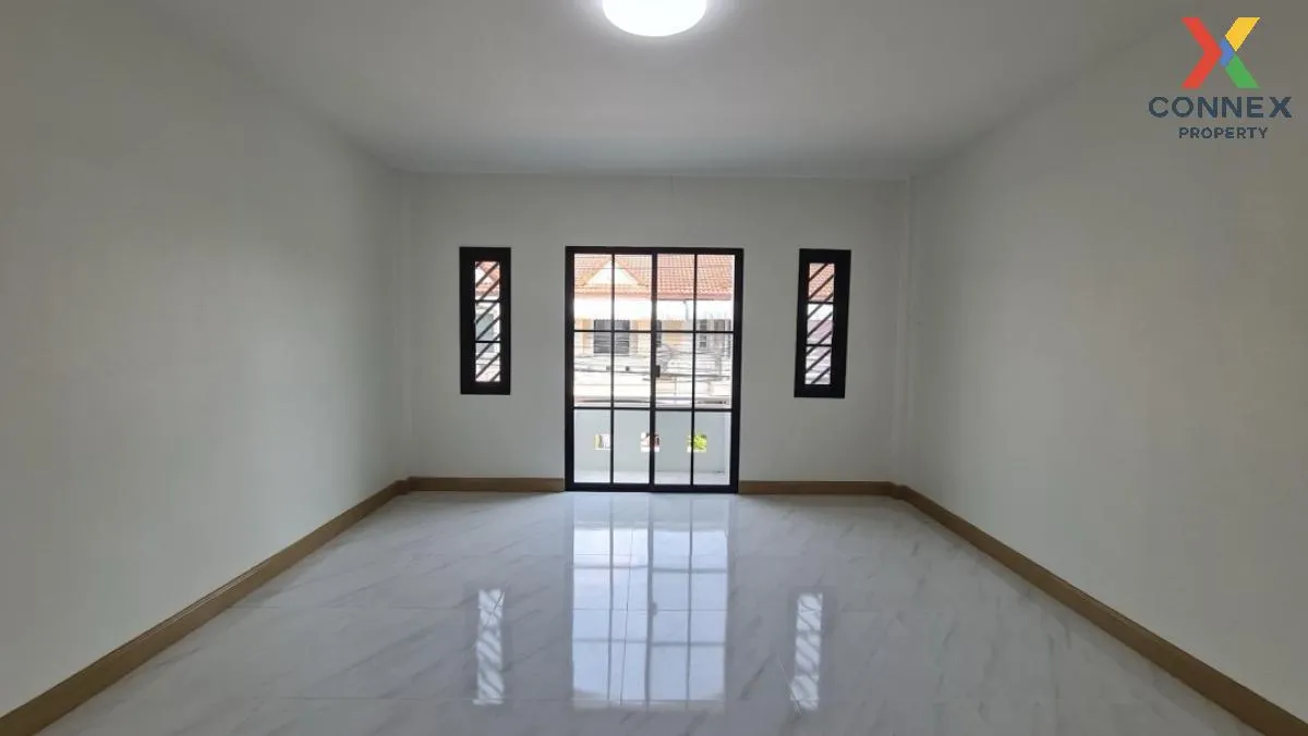 For Sale Townhouse/Townhome  , K.C. Ramindra 1 , Sam Wa Tawan Tok For Sale Townhouse/Townhome  , K.C. Ramindra 1 , Sam Wa Tawan Tok
