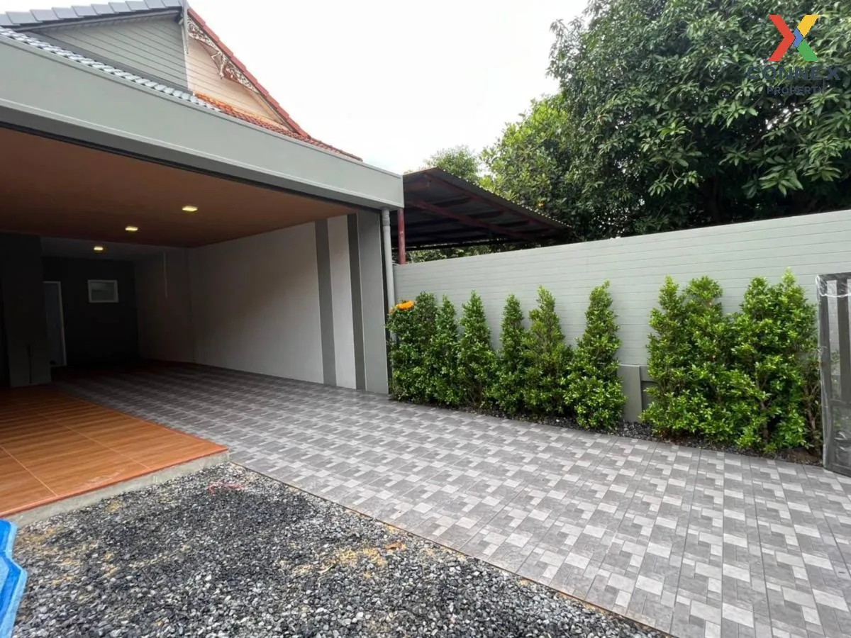 For Sale Townhouse/Townhome  , Baan Pruksa 11 , wide frontage , n 2
