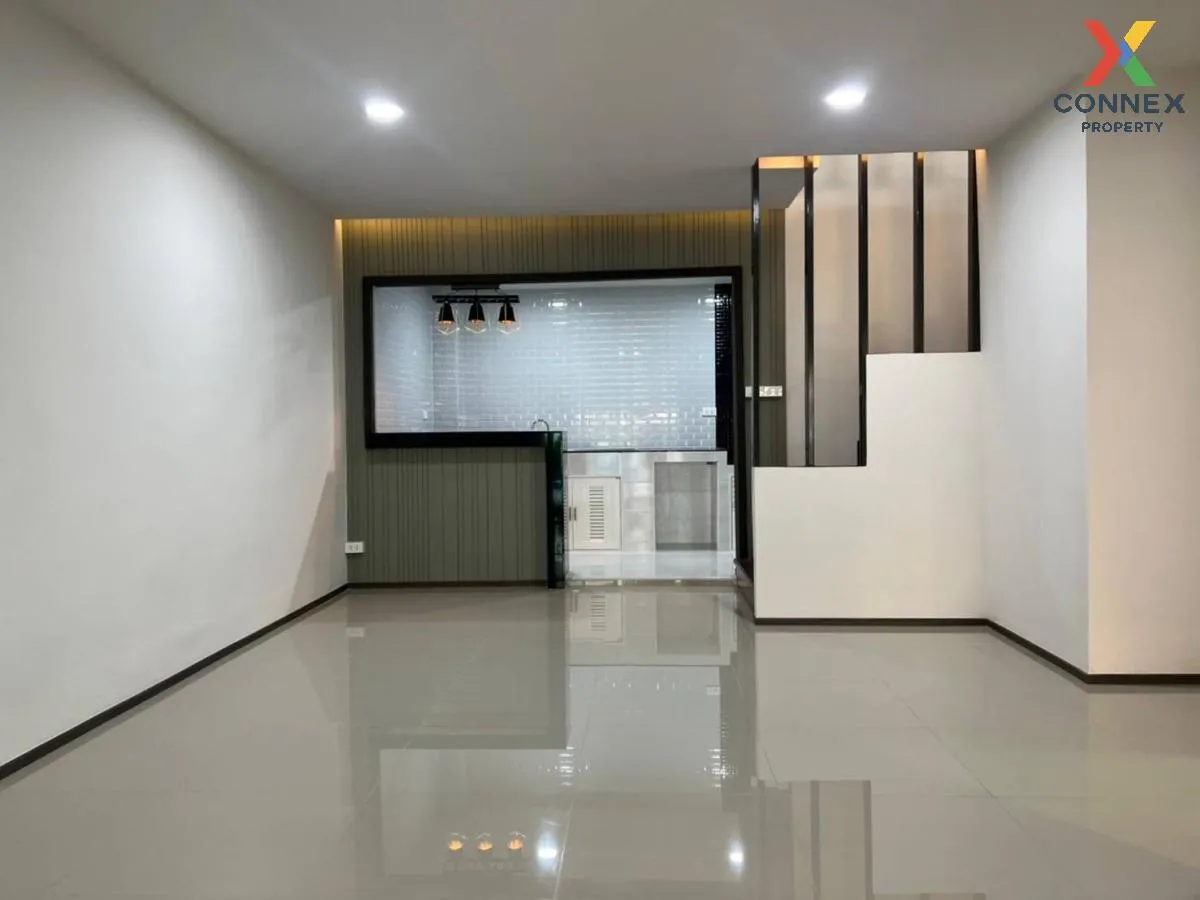 For Sale Townhouse/Townhome  , Baan Pruksa 11 , wide frontage , n