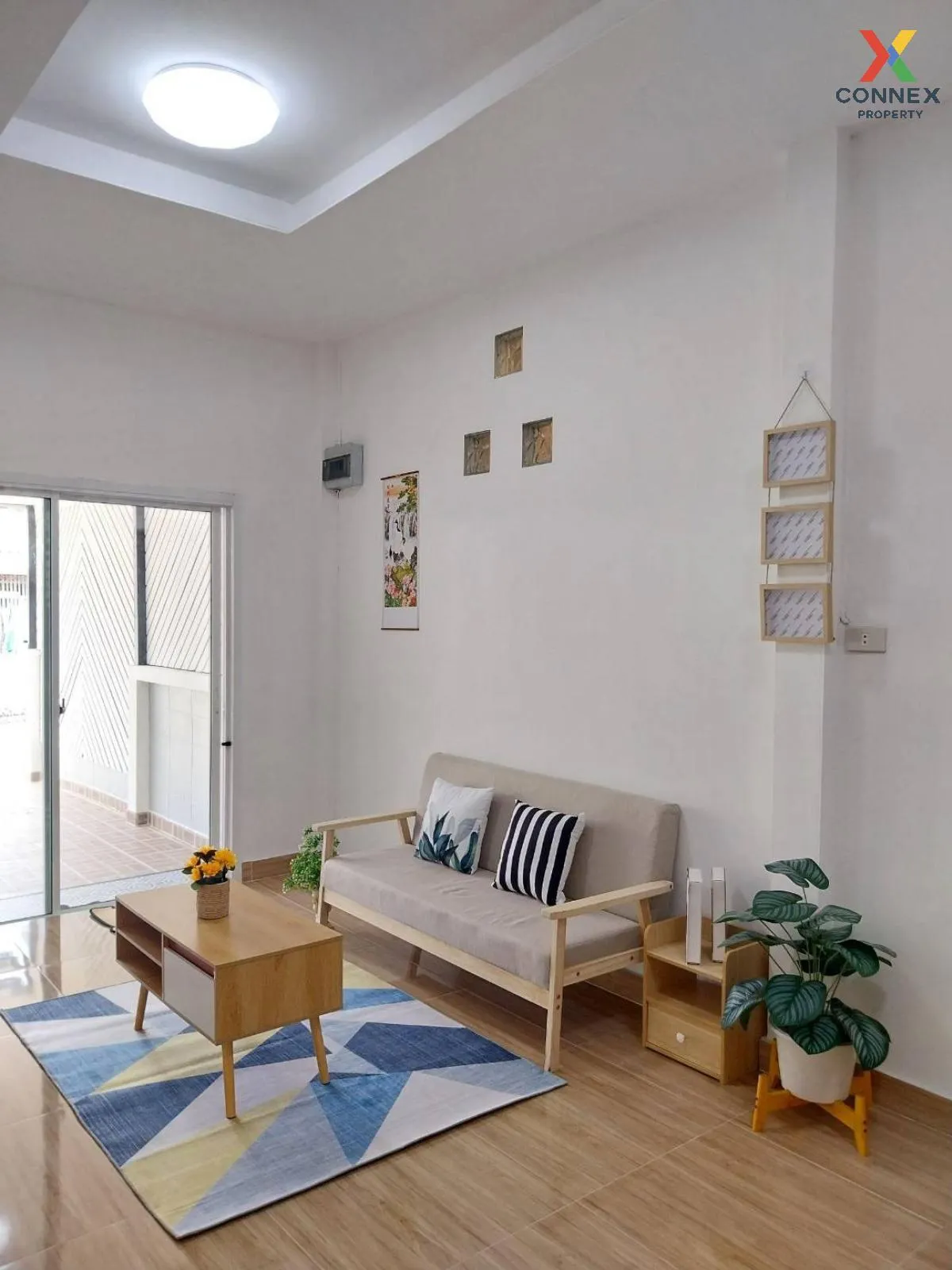 ขายทาวน์เฮ้าส์/ทาวน์โฮม  บ้านนันทวัน 5 หน้ากว้าง รีโนเวทใหม่ โคกแ