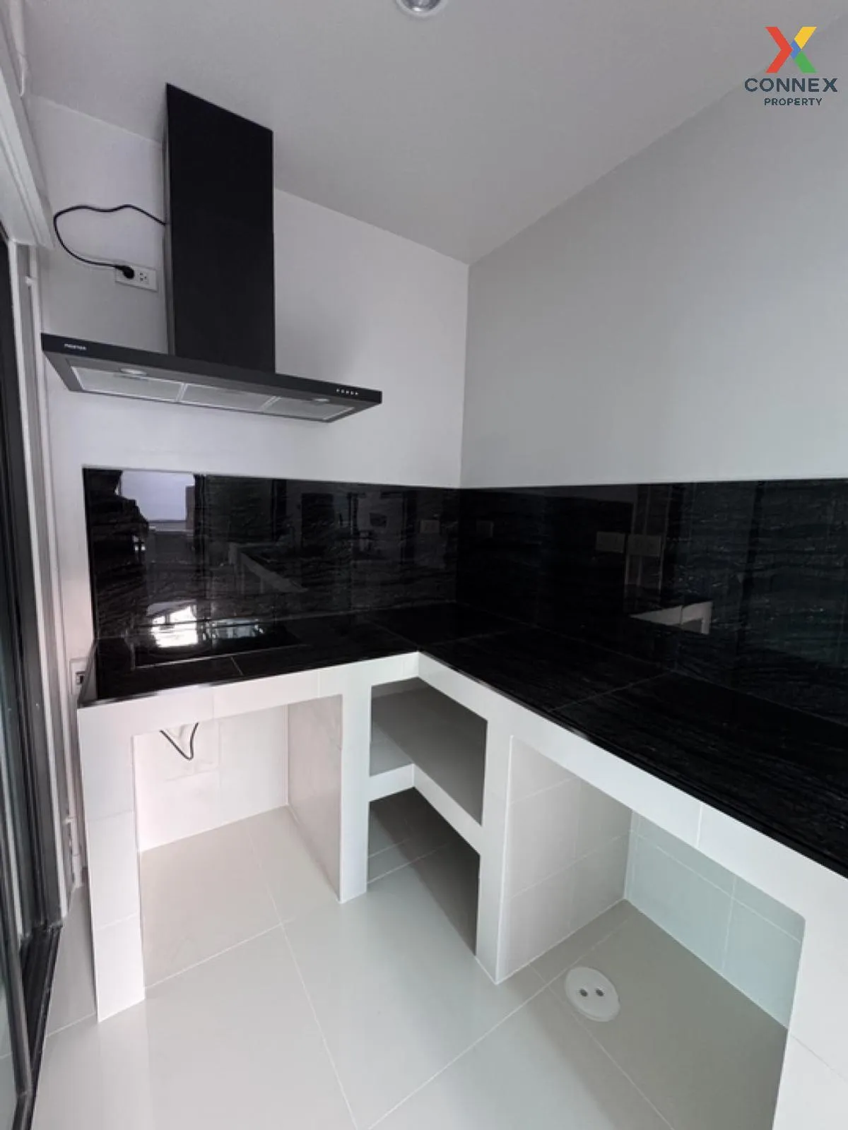 เช่าทาวน์เฮ้าส์/ทาวน์โฮม  บ้านกลางเมือง พระราม 9-กรุงเทพกรีฑา ทับ 3