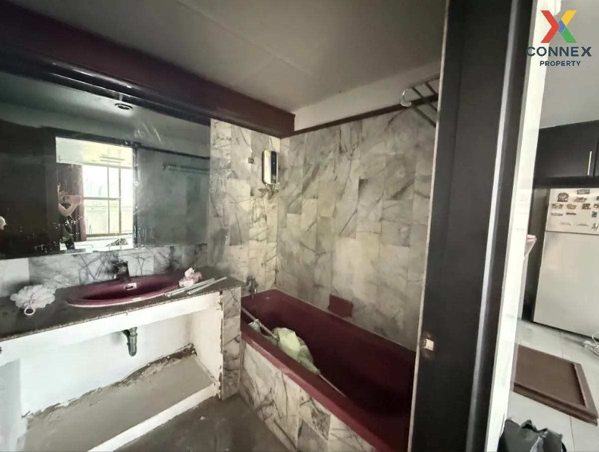 For Rent Condo , Supalai Place Sukhumvit 39 , BTS-Phrom Phong , K