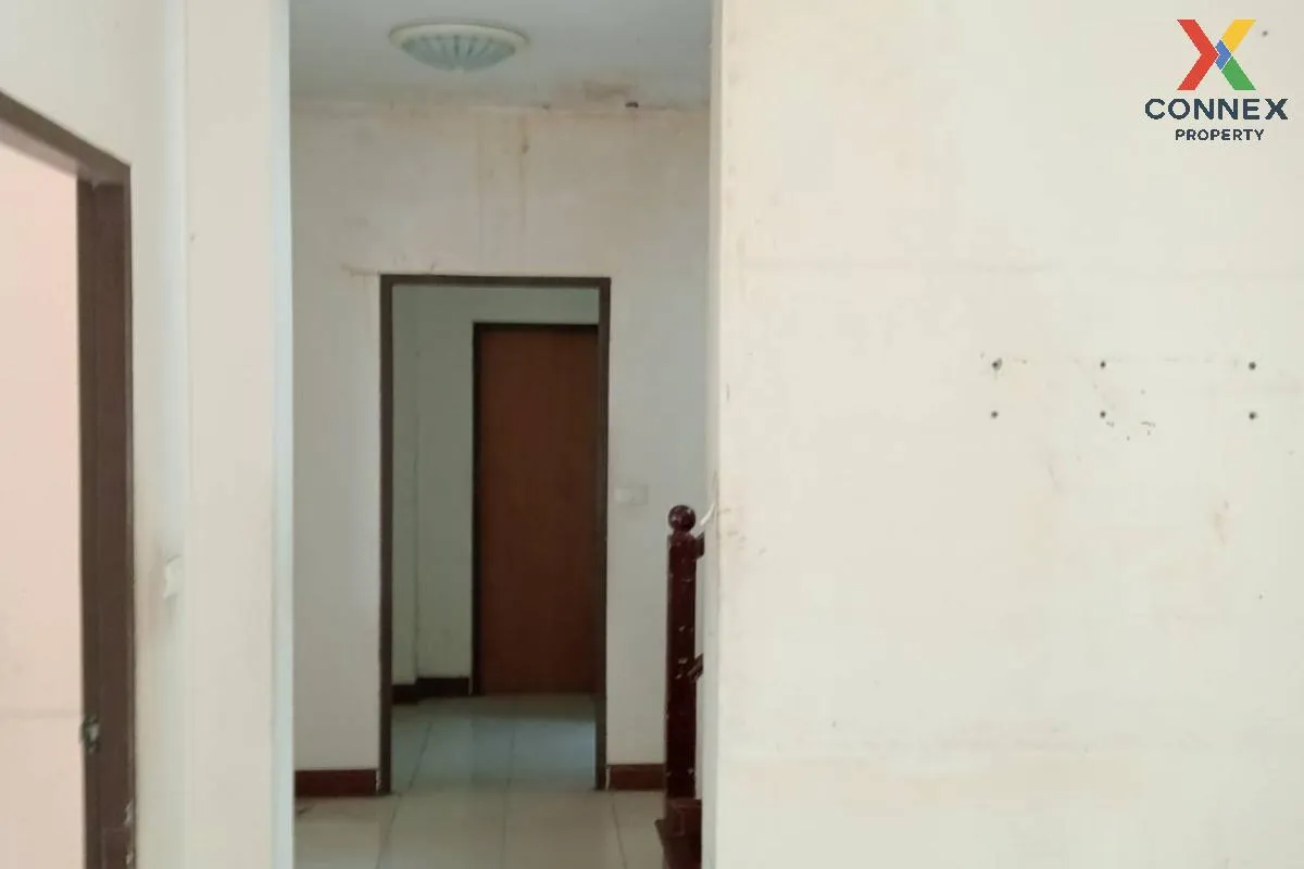 ขายบ้าน  ลิฟวิ่ง นารา รามคำแหง - สุวรรณภูมิ คลองสองต้นนุ่น เขต ลา 3