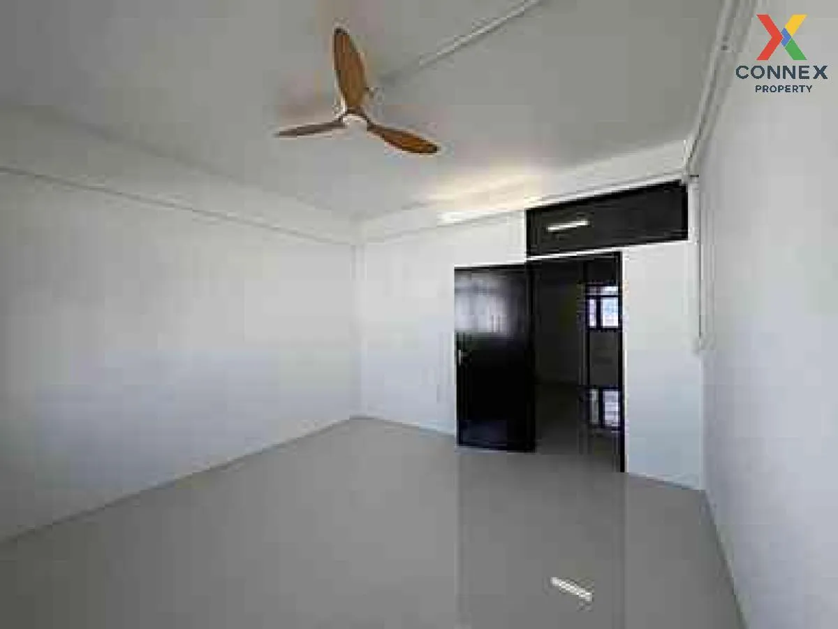 ขายอาคารพาณิชย์ 3 ชั้น อยรามคำแหง 32 หัวหมาก เขต บางกะปิ กรุงเทพ 