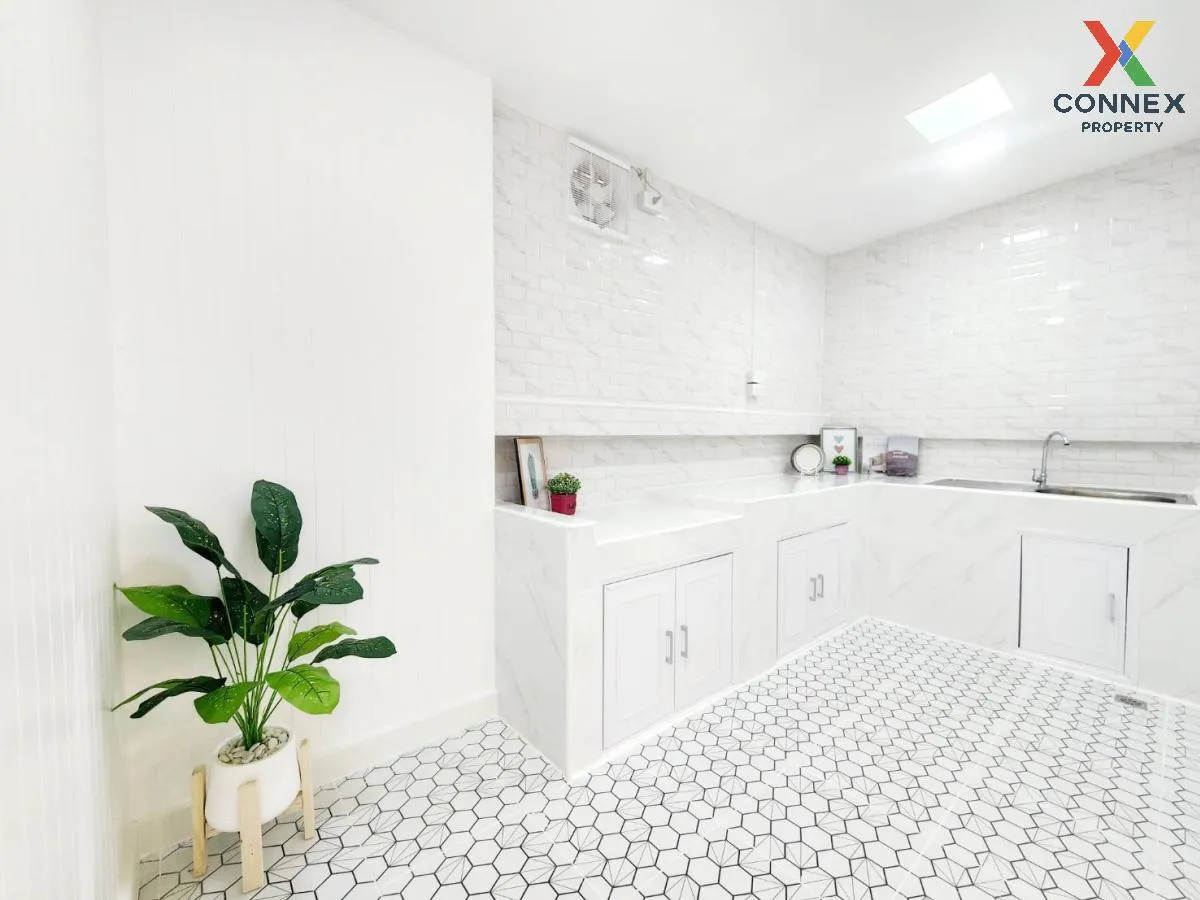 For Sale Townhouse/Townhome  , Baan Fah Rangsit, Khlong 4 , newly